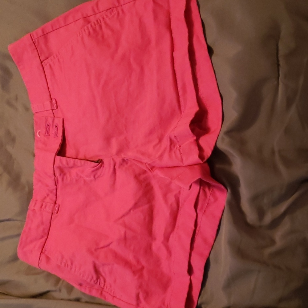 Vineyard vine shorts